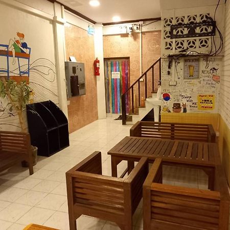 Sleepwith Me Hostel Bangkok Dış mekan fotoğraf