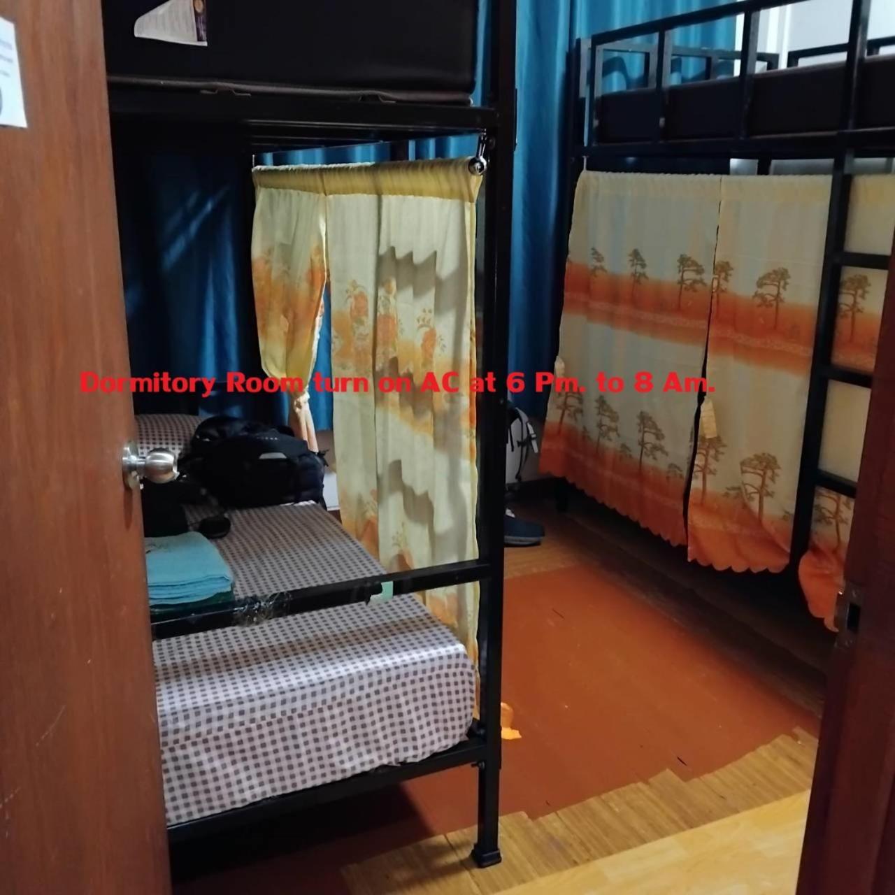 Sleepwith Me Hostel Bangkok Dış mekan fotoğraf