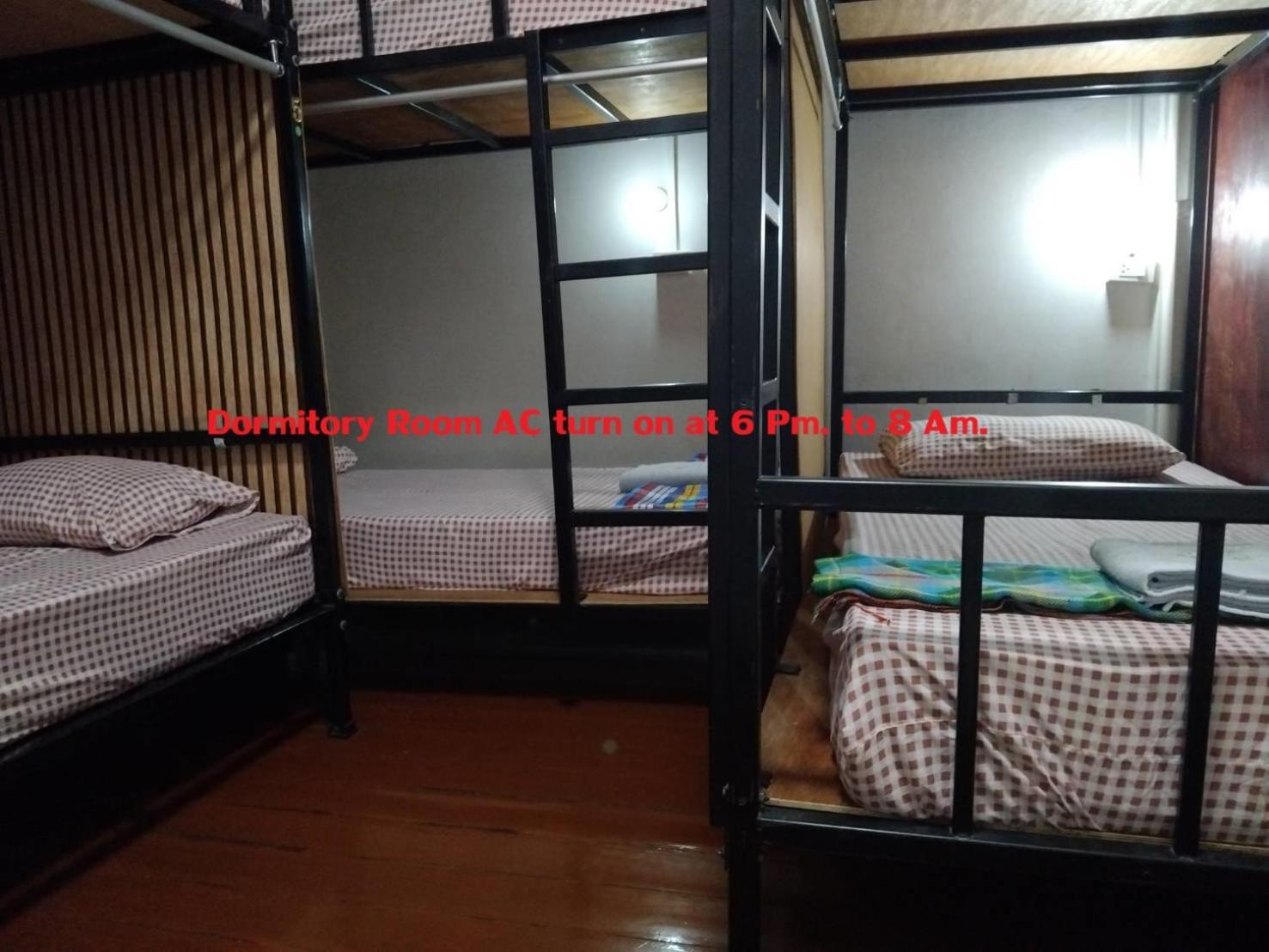 Sleepwith Me Hostel Bangkok Dış mekan fotoğraf